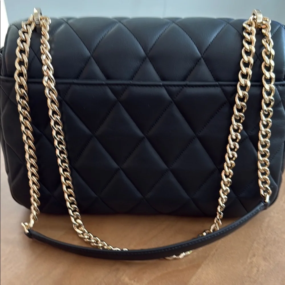 KATE SPADE - LIKE NEW Black Quilted Shoulder Bag with Gold Chain Strap - Picture 2 of 4